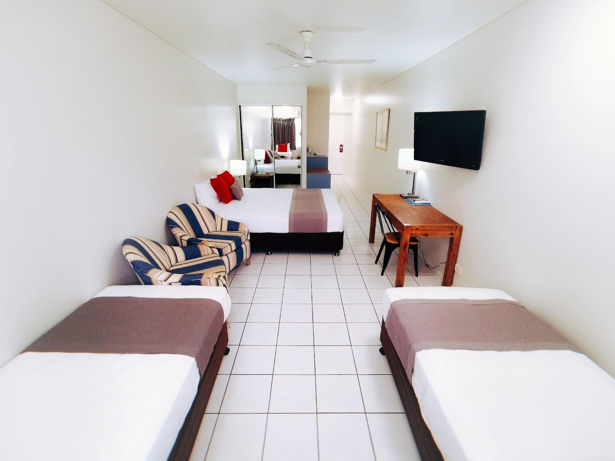 Hides Hotel Cairns Exterior foto