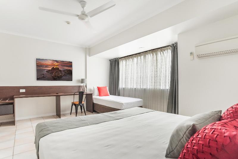 Hides Hotel Cairns Exterior foto