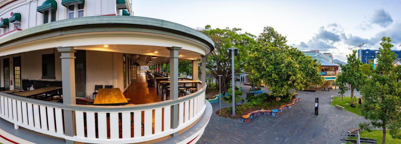 Hides Hotel Cairns Exterior foto