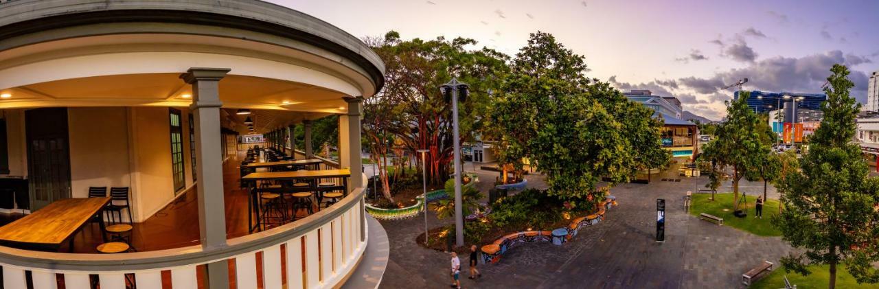 Hides Hotel Cairns Exterior foto